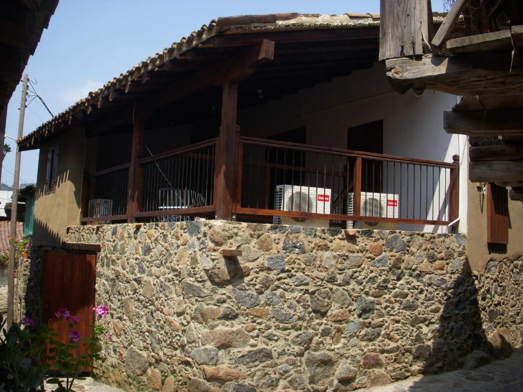 Patriko Traditional House Какопетрия Екстериор снимка